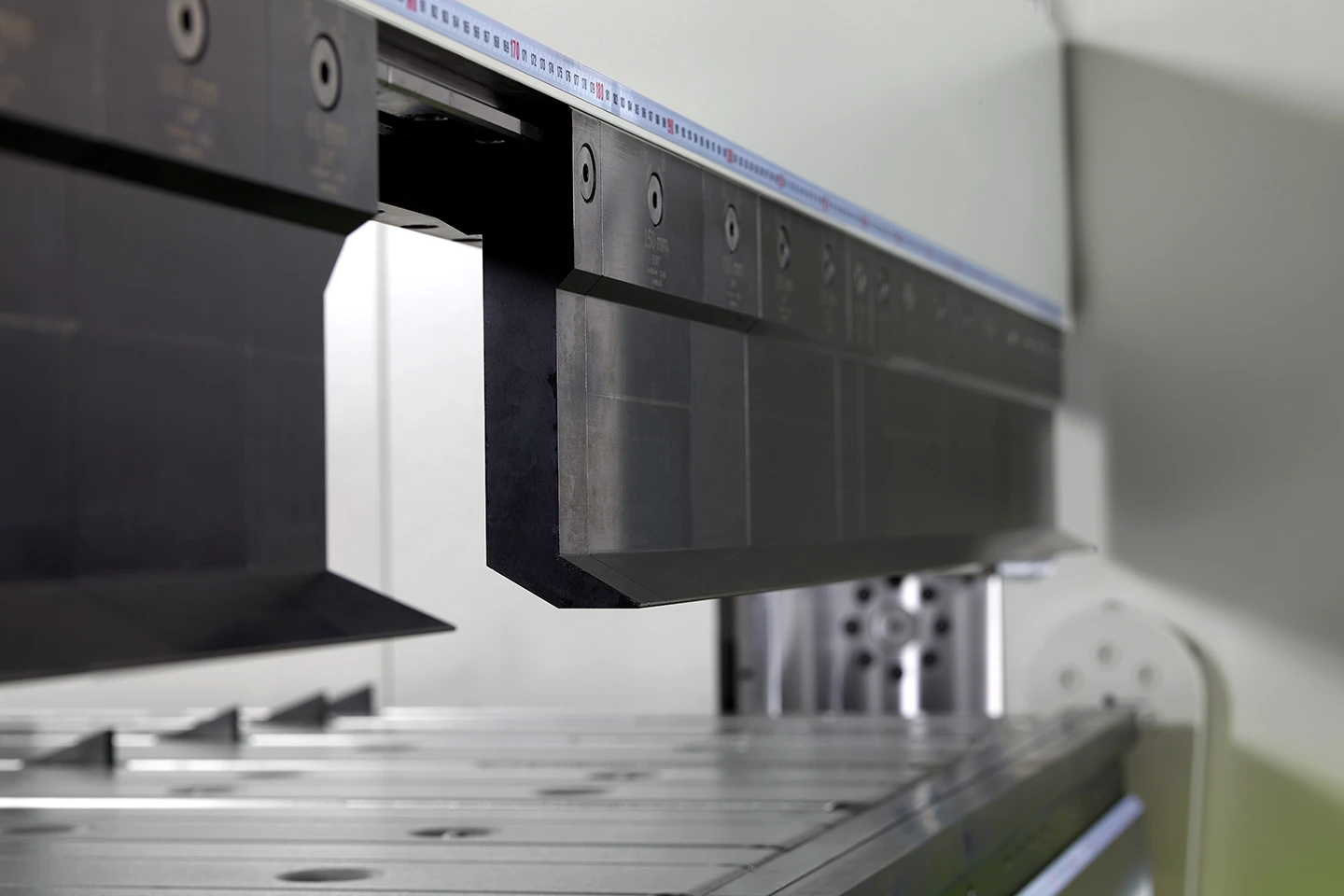 höga segmenterade lådvertyg till göteneds kantvikmaskin forma