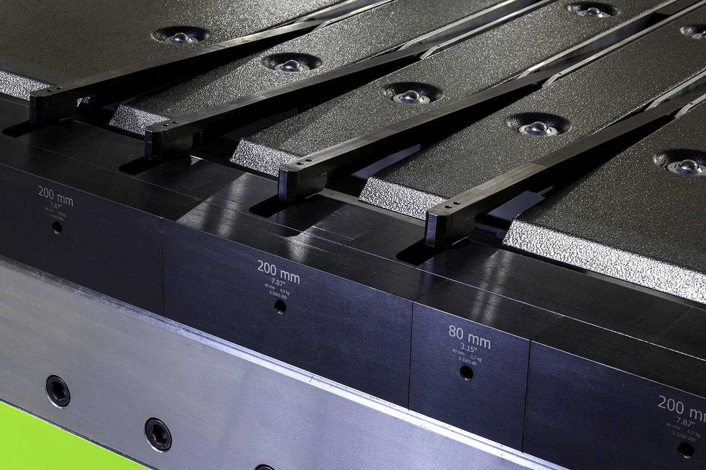 close up of divided folding beam for megapro folding machine