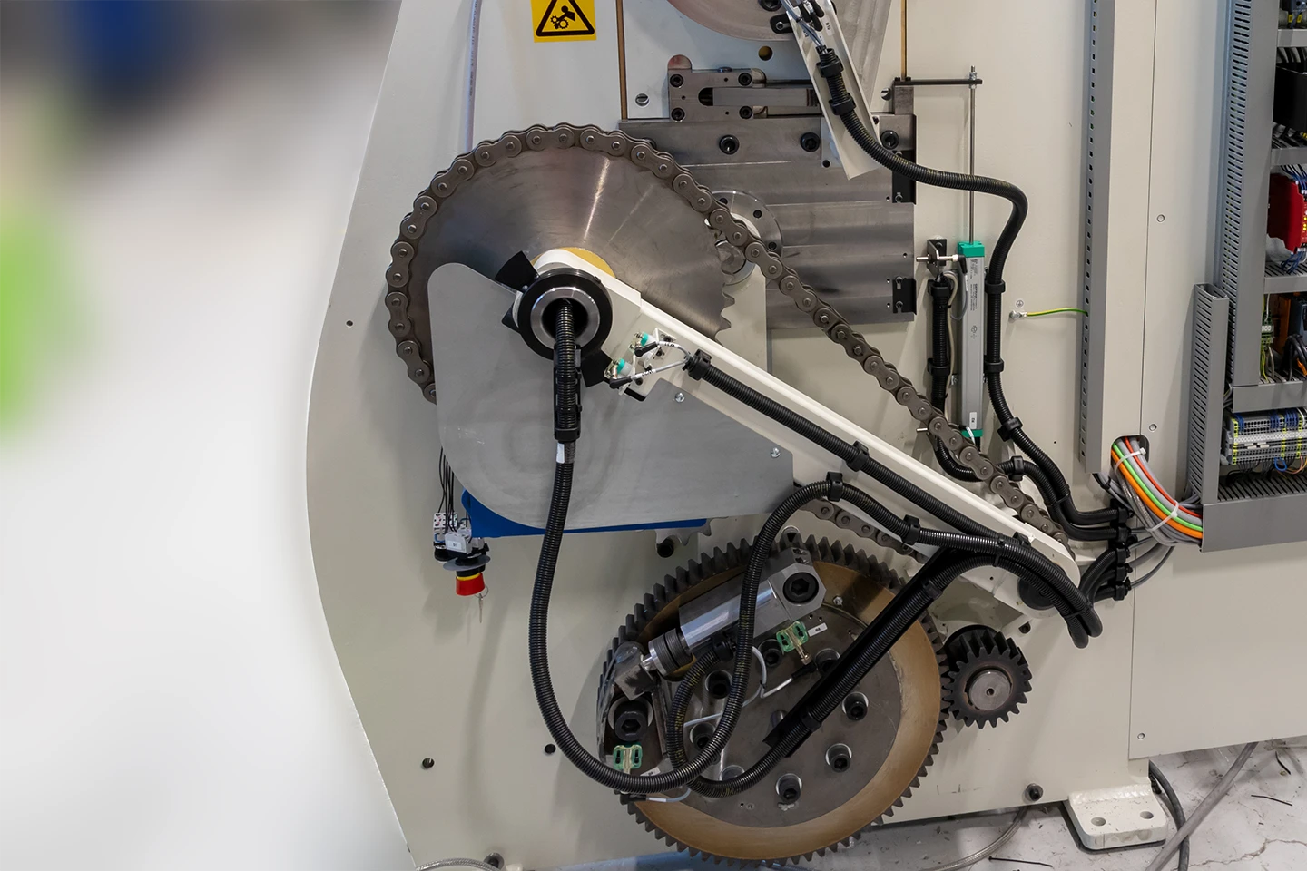 eccentric drive in cidan folding machine pro