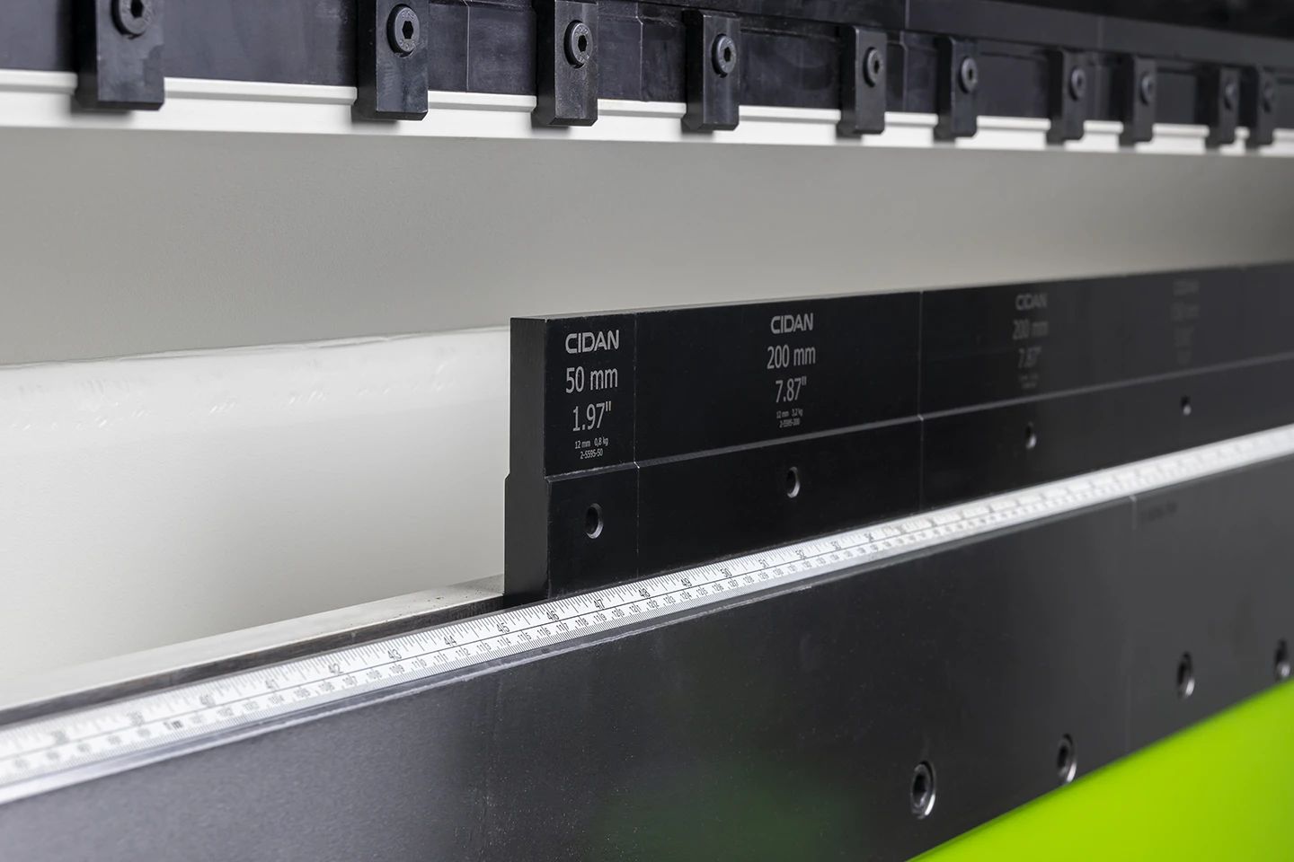 böjverktyg till kantvikmaskin forma z