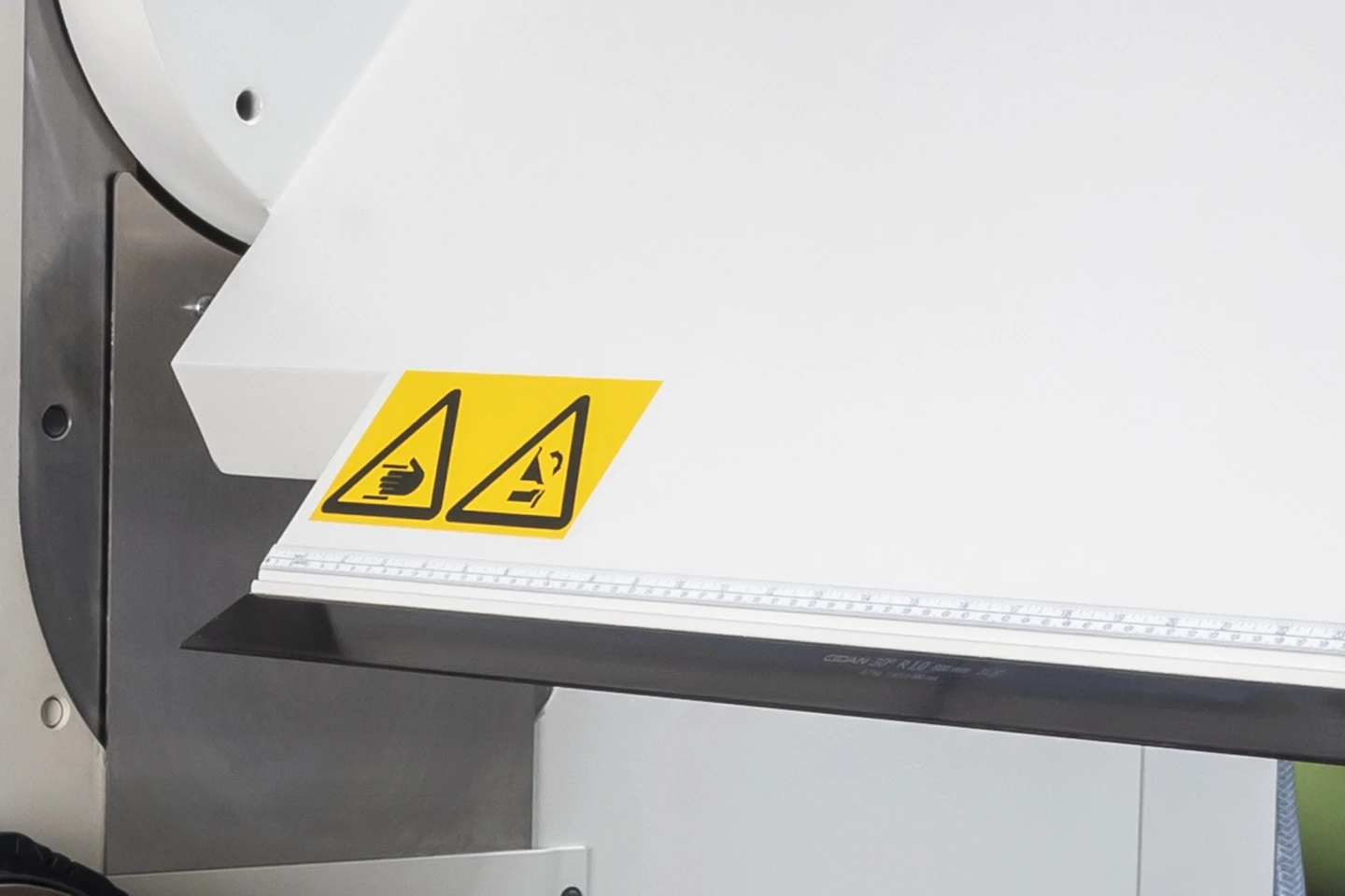 skarpskena på en kantvik forma